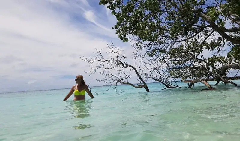 water temperature maldives