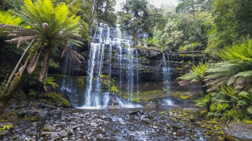 waterfall in Tasmania itinerary