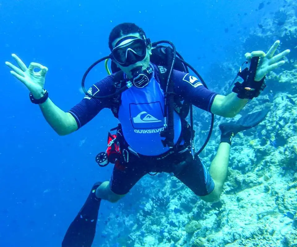 diving Fulidhoo island