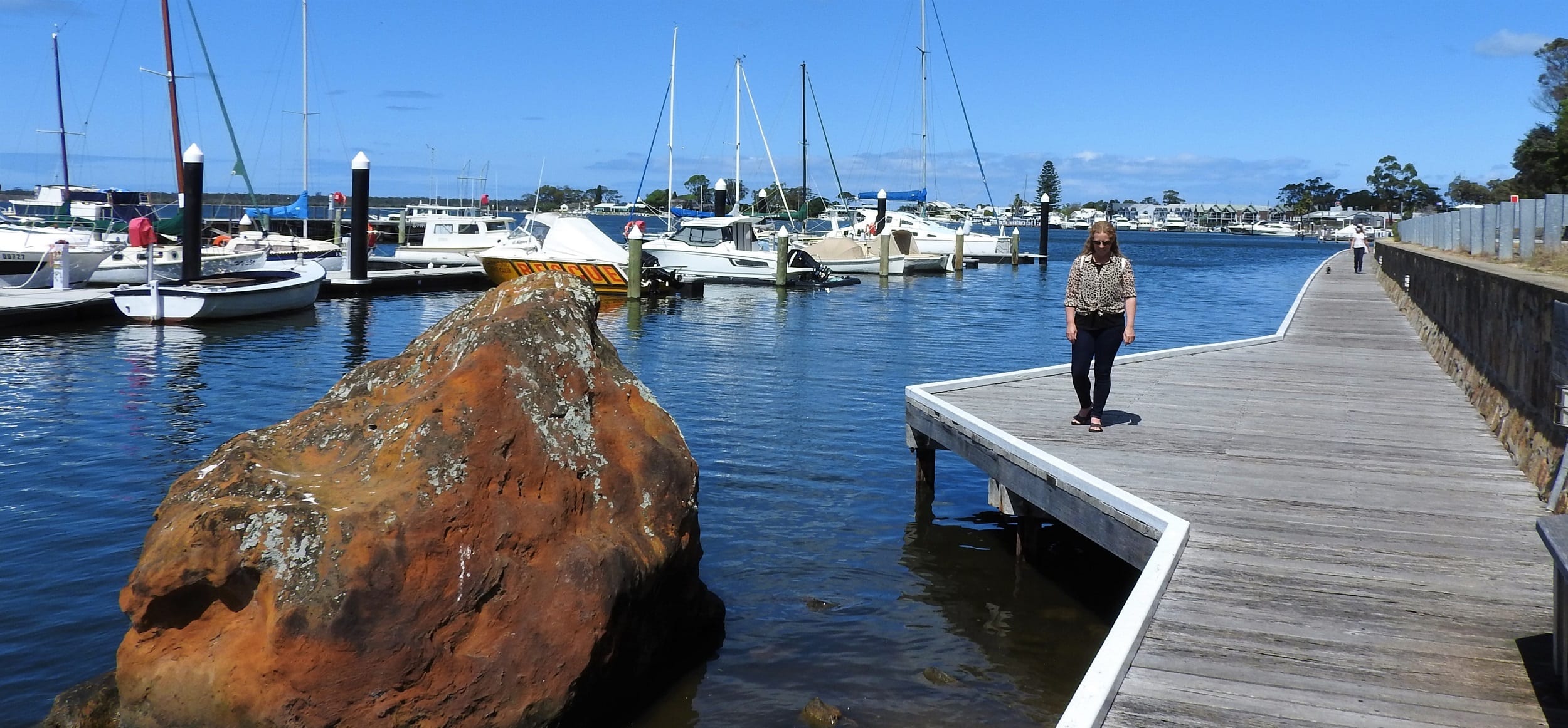 where to stay gippsland lakes
