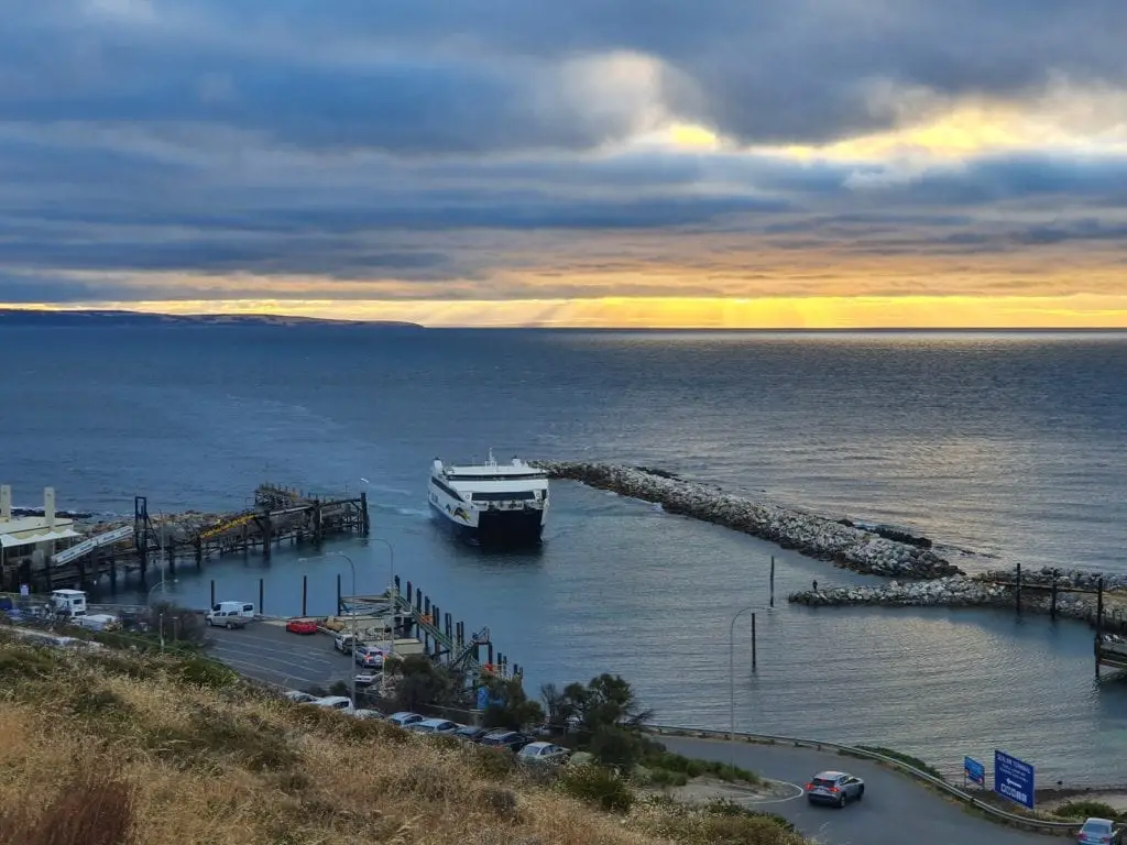 picture of ferry coking into shore- kangaroo island itinerary